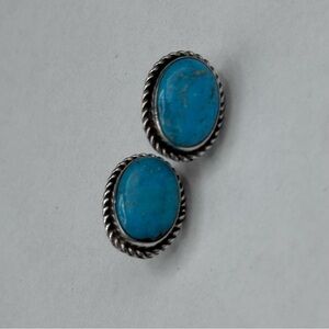 Turquoise Oval Sterling Silver Twisted Rope Edge Earrings